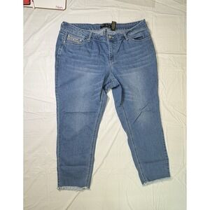 Womens Love Indigo Blue capri jeans. Size 18W Plus mid-rise